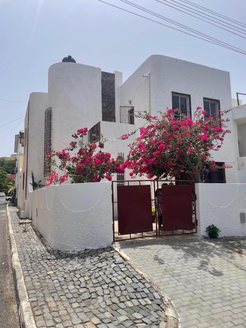 Casa Estrela - Sea & Art Bed and breakfast Praia